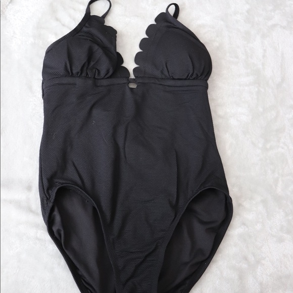 Black One-piece Swim suit - Picture 3 of 6